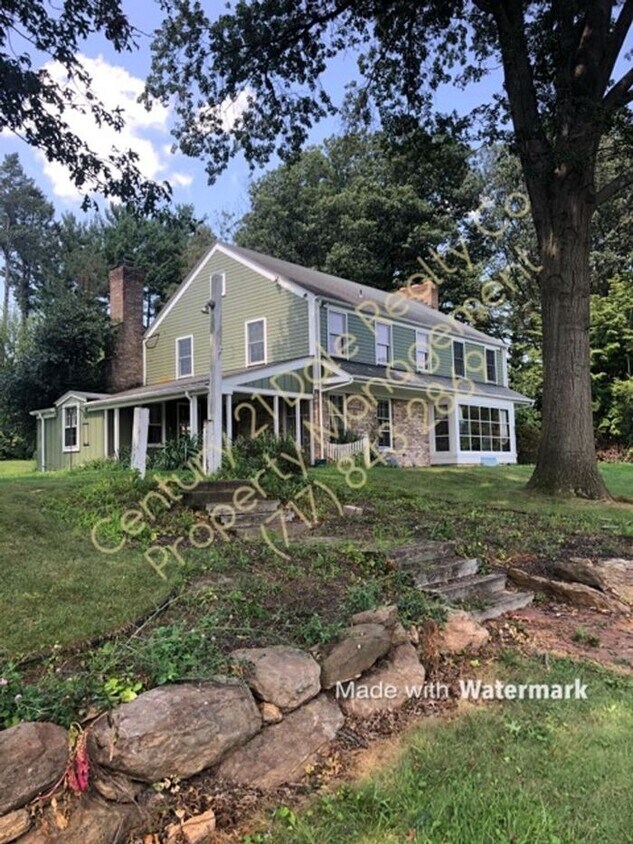 Primary Photo - 4570 E Prospect Rd