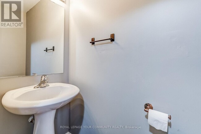 Building Photo - 71 Garth Massey Dr