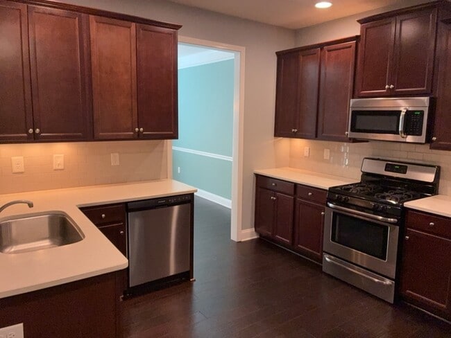 Building Photo - 1039 Drakes Crossing