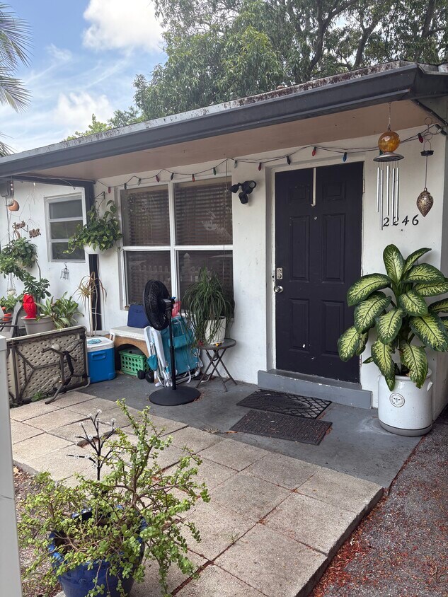 Foto principal - 2246 Monroe St