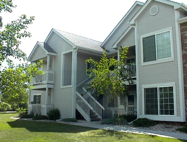 Building Photo - 1225 W Prospect Rd