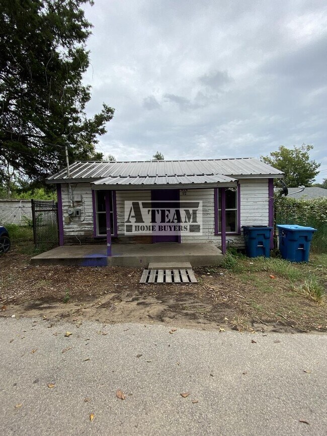 Foto del edificio - House For Rent