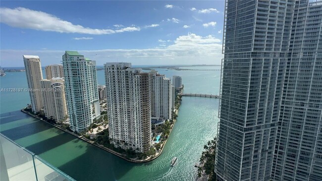 Foto del edificio - 300 Biscayne Blvd Way