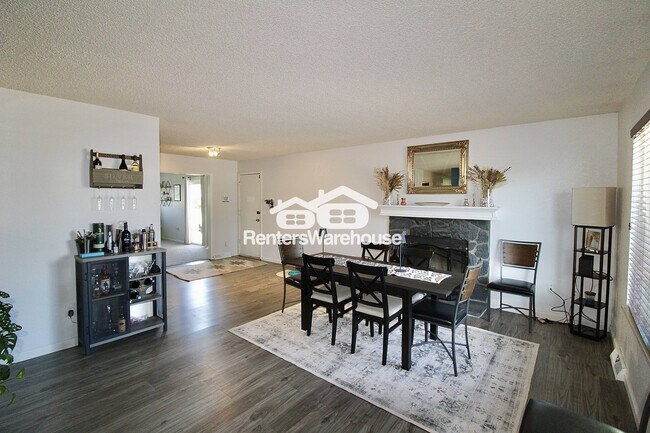 Foto del edificio - 11025 Dahlia Ct