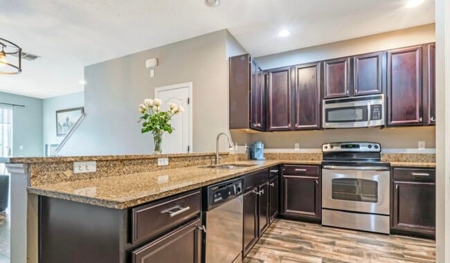 Foto del edificio - 14210 Desert Haven St