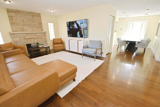 Foto del edificio - 426 E Pokagon St