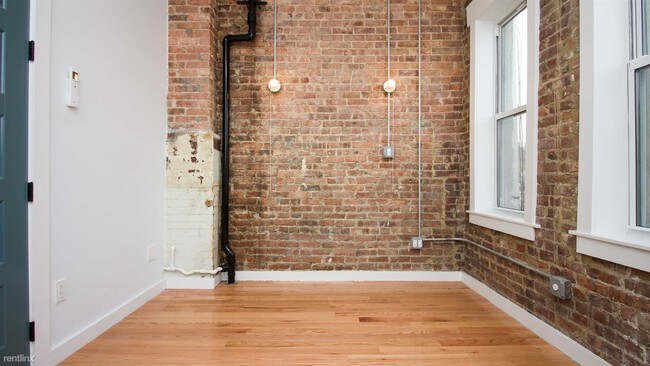 Building Photo - 1419 Greene Ave