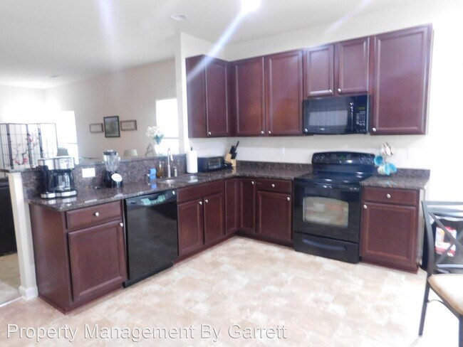 Building Photo - 3 br, 2.5 bath House - 622 Leonard Lane