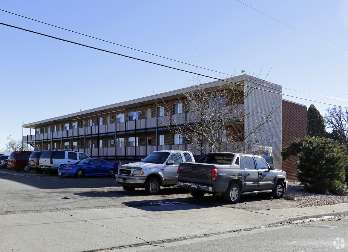 Building Photo - Nome Terrace