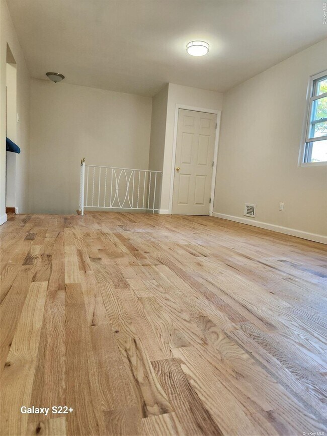 Foto del edificio - 138-21 Lakewood Ave