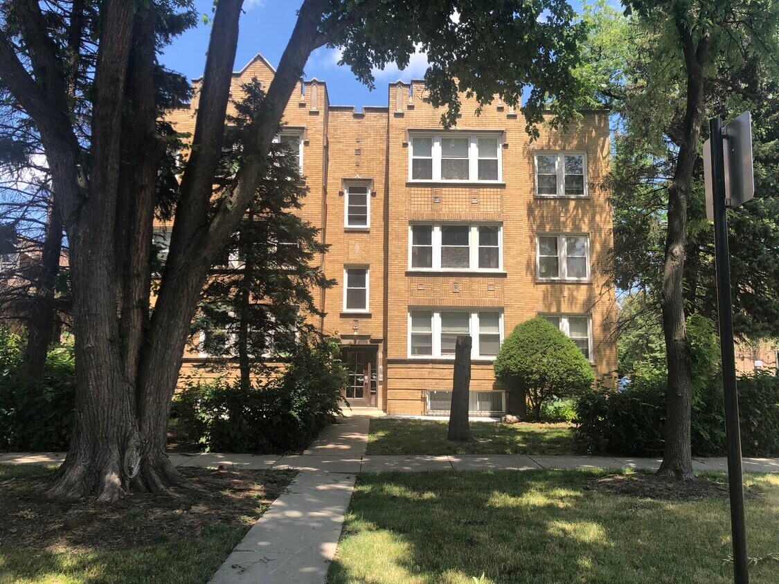 Primary Photo - 4402 W Parker Ave