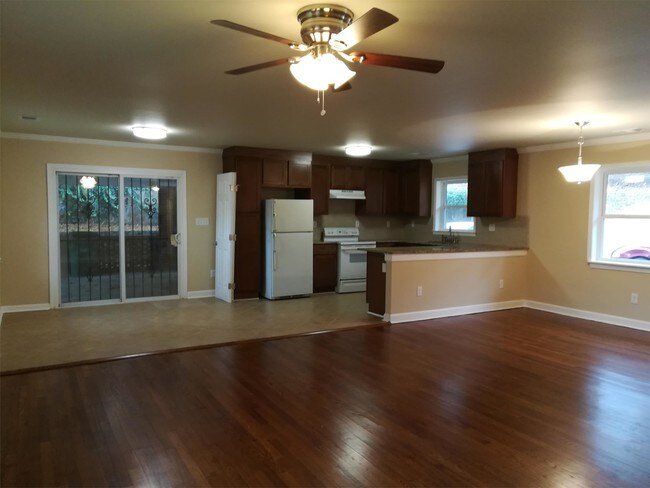 Foto del edificio - 2945 Flat Shoals Rd