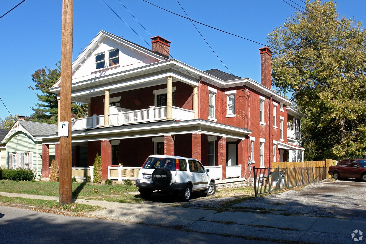 Primary Photo - 407 W 6th St