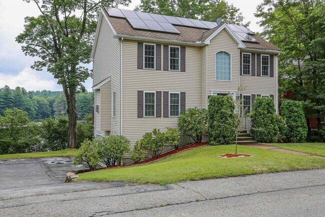 Building Photo - 142 Olean St