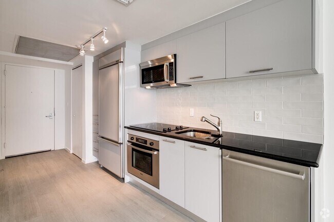 Building Photo - 50 Biscayne Blvd