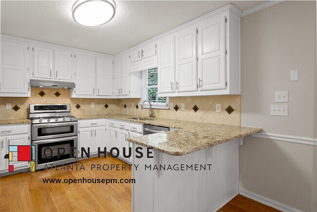 Foto del edificio - 5995 Dolvin Ln, Buford