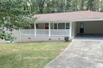 Building Photo - 6286 David Ln SW