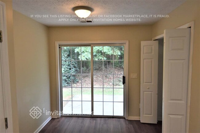 Building Photo - 3676 Southwick Dr NW