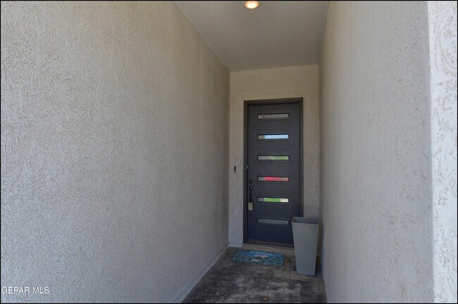 Building Photo - 218 Rutland Pl