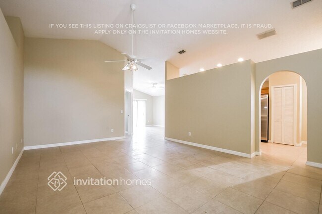 Building Photo - 256 Morning Creek Cir