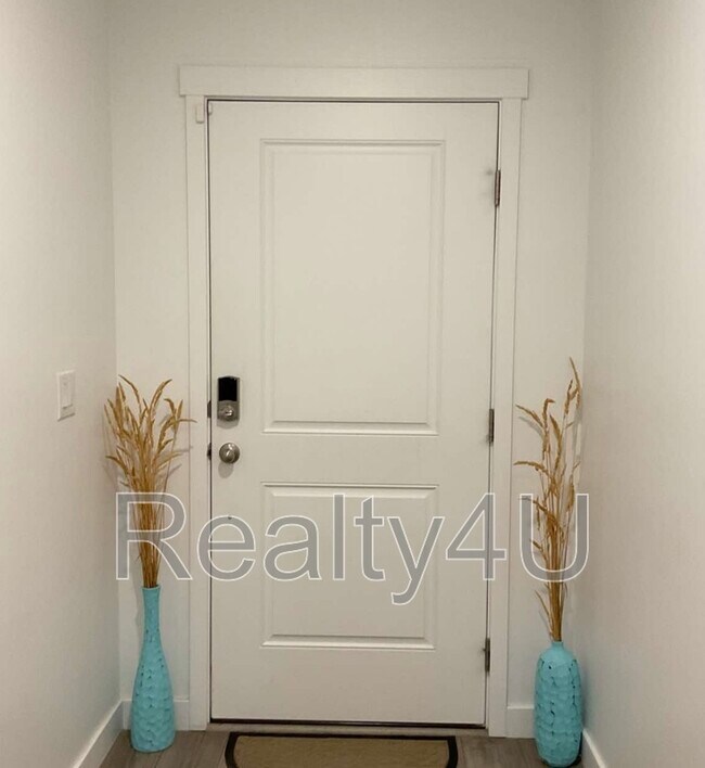 Building Photo - 1088 Waterway Ln