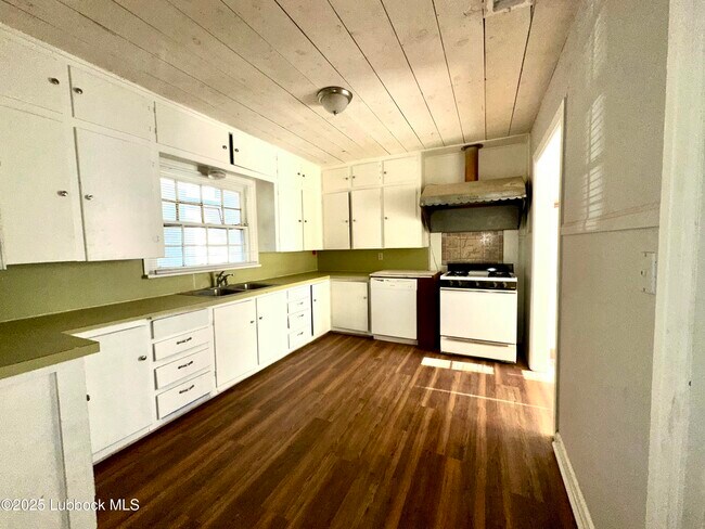 Foto del edificio - 3012 22nd St