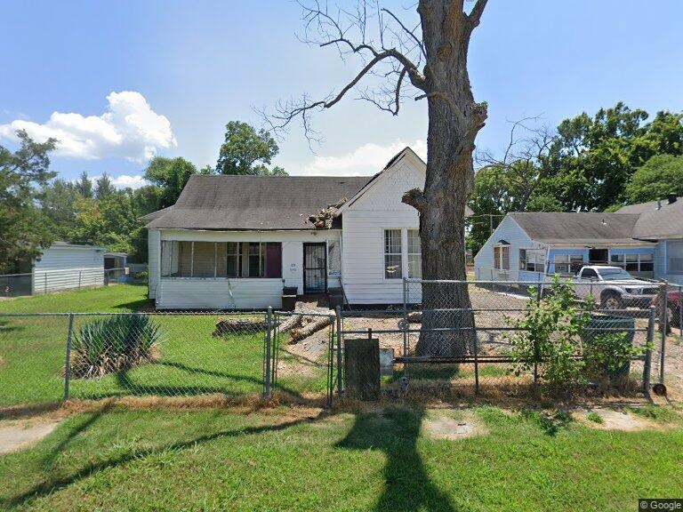 Primary Photo - 428 Elizabeth Ave