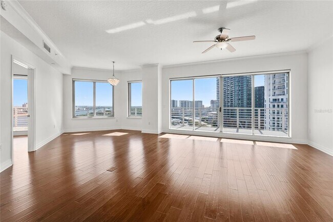 Foto del edificio - 1209 E Cumberland Ave