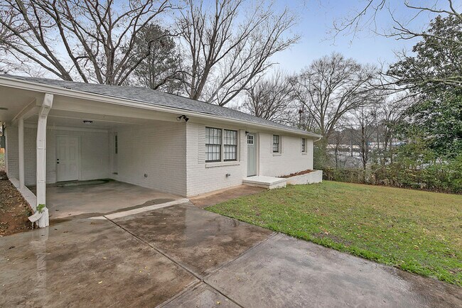 Building Photo - 1831 Marvin Cir