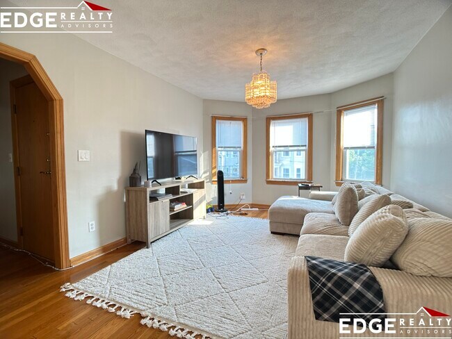 Building Photo - 25 Claymoss Rd