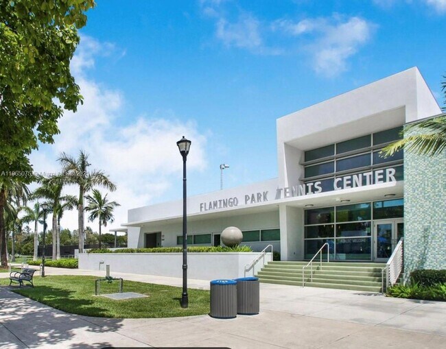 Foto del edificio - 1250 Lincoln Rd