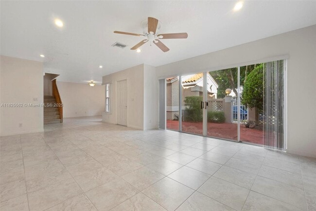 Building Photo - 11066 Longboat Dr