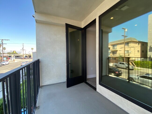 Foto del edificio - 5550 Bonner Ave