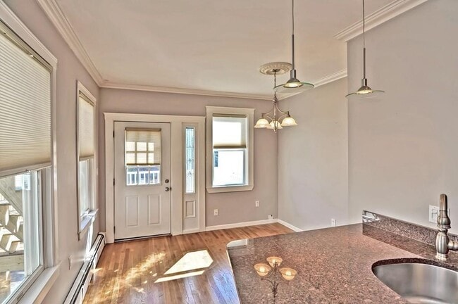 Dining - 110 P St