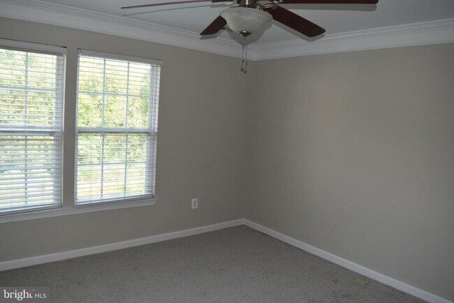 Foto del edificio - 7082 Water Oak Rd