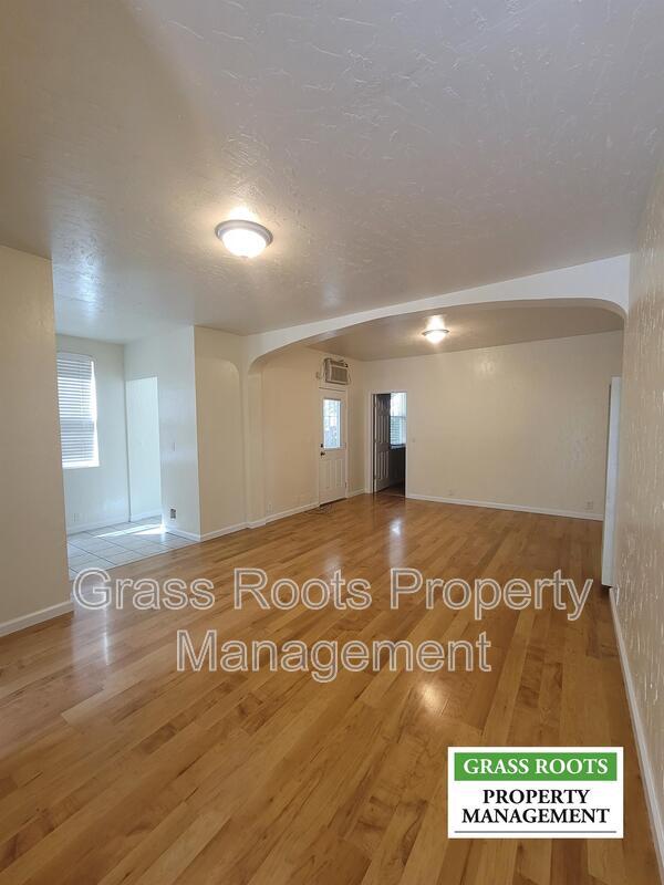 Foto del edificio - 307 1/2 N Church St