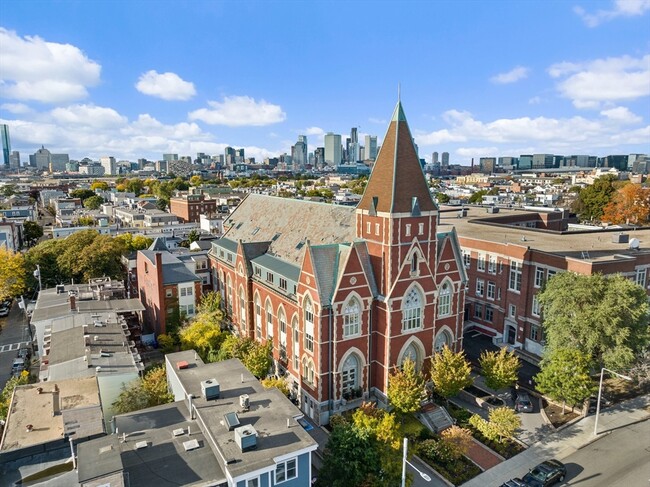 Foto del edificio - 225 Dorchester St