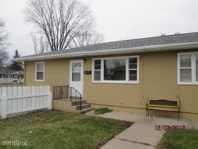 Building Photo - 1019 Campbell Dr