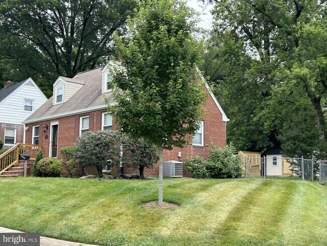 Foto del edificio - 5021 24th St N