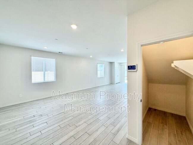 Building Photo - 29949 Ballast Rd