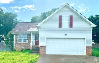 Building Photo - 1404 Marla Ct