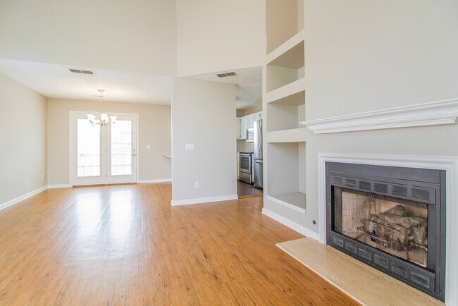 Foto del edificio - 207 Fairfield Dr