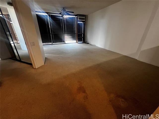 Building Photo - 60 N Beretania St