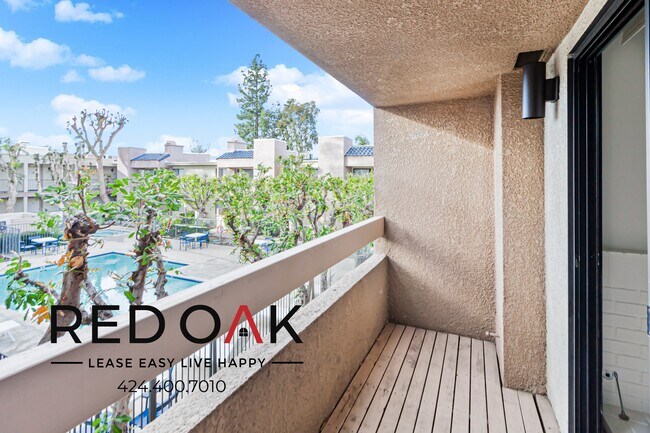 Foto del edificio - 7810 Topanga Canyon Blvd