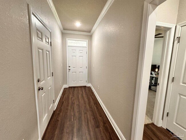 Building Photo - 2346 Habersham Ln