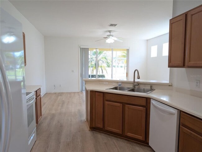 Foto del edificio - 1076 Jonah Dr