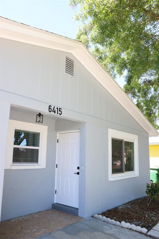 Building Photo - 6415 S Englewood Ave