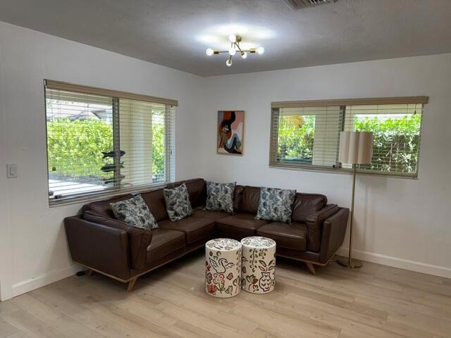 Foto del edificio - 632 SW 8th Ave