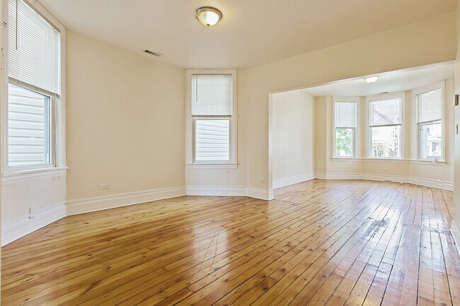 Foto del edificio - 3823 N Whipple St