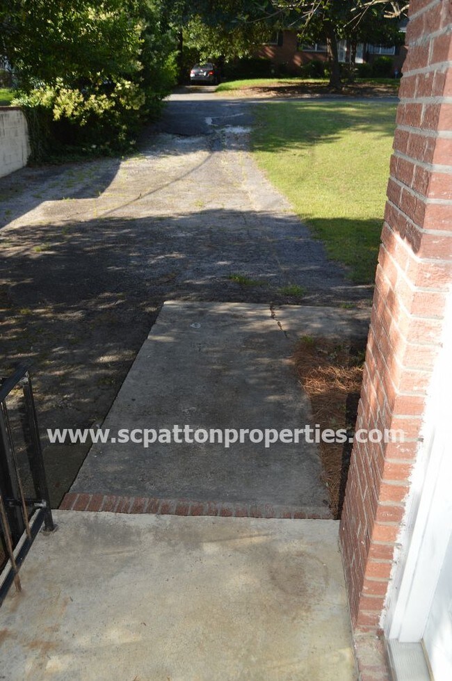 Foto del edificio - Melrose Heights Two Bedroom